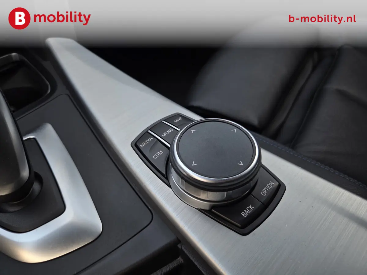 318i High Executive M-Sport Apple CarPlay NL Auto! | Leer | Sportstoelen | Stoelverwarming | PDC