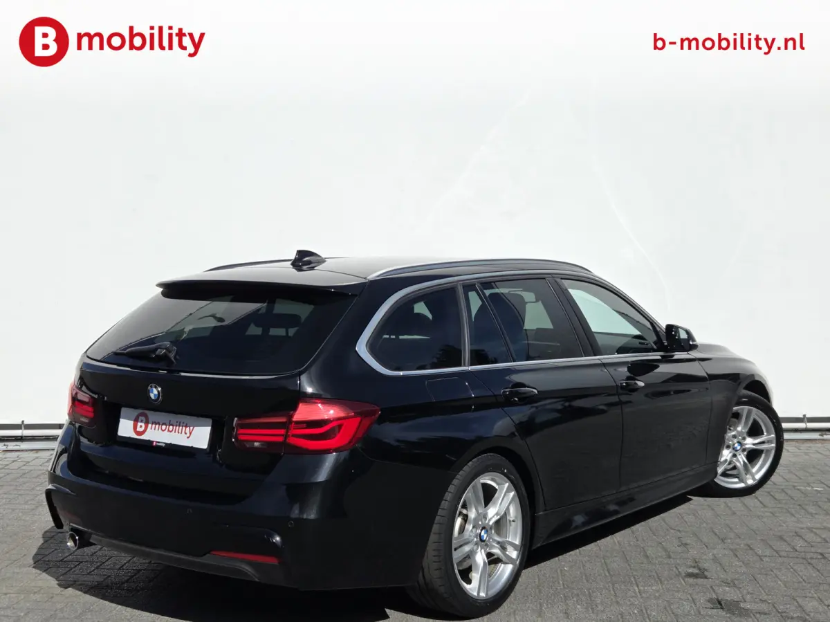 318i High Executive M-Sport Apple CarPlay NL Auto! | Leer | Sportstoelen | Stoelverwarming | PDC