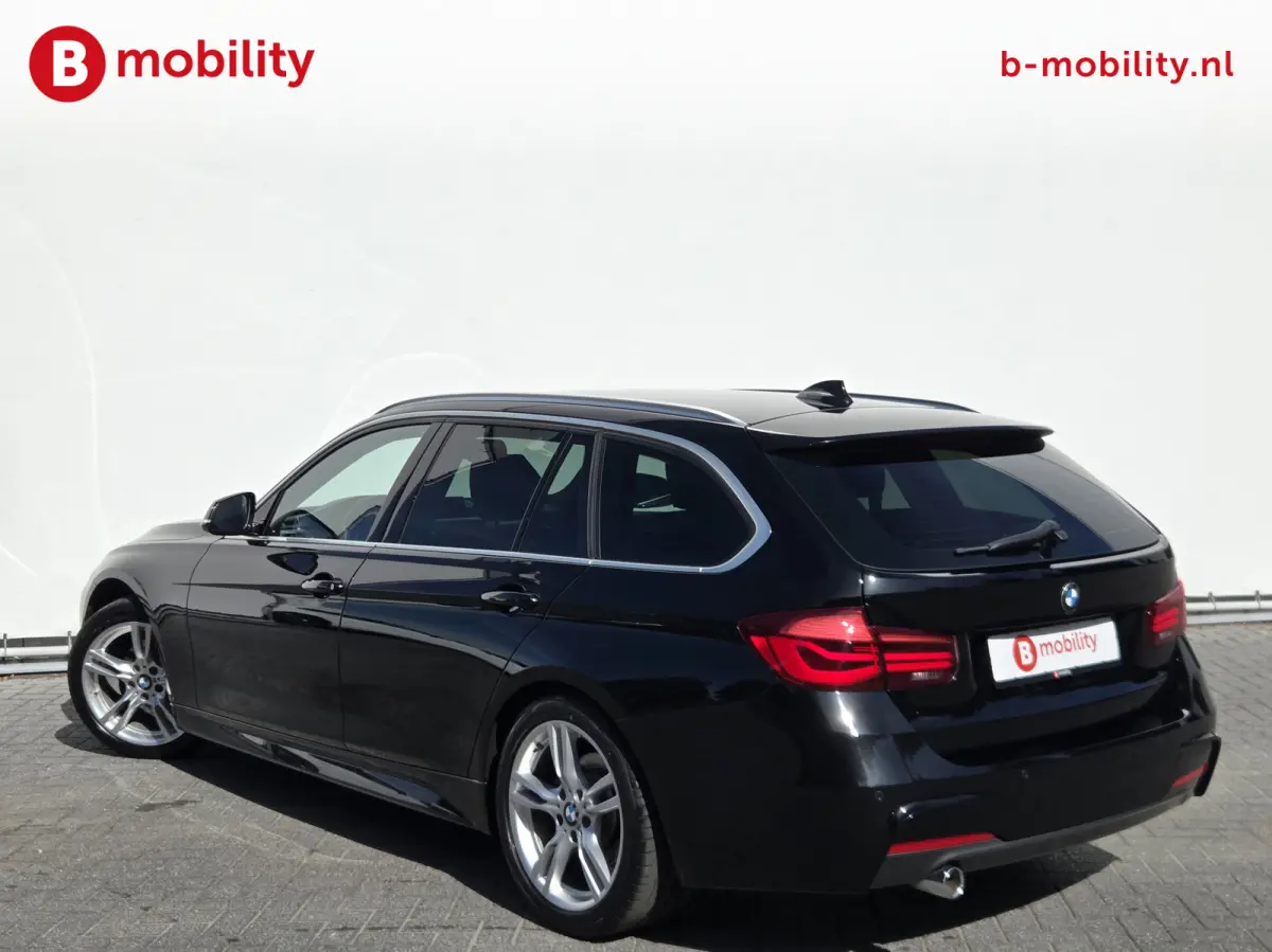 318i High Executive M-Sport Apple CarPlay NL Auto! | Leer | Sportstoelen | Stoelverwarming | PDC