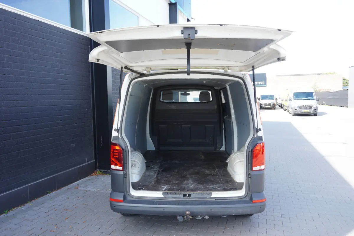 2.0 TDI L2 EURO 6 - Airco - Navi - Cruise - €13.950,- Excl.