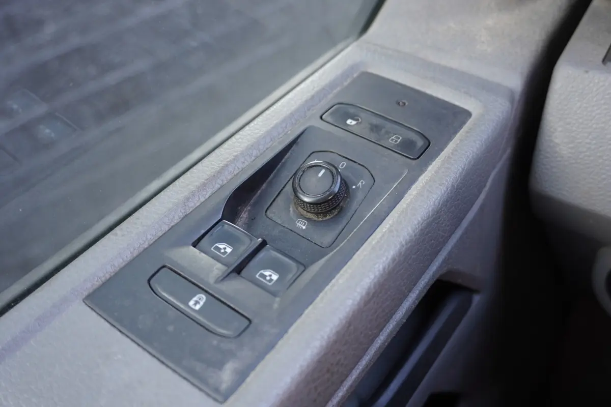 2.0 TDI L2 EURO 6 - Airco - Navi - Cruise - €13.950,- Excl.