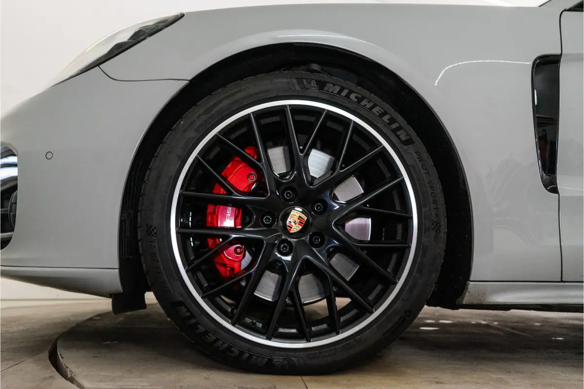 2.9 4 E-Hybrid Platinum Edition 462PK | Sport Design | Bose | Pano | InnoDrive | 12 MND Garantie