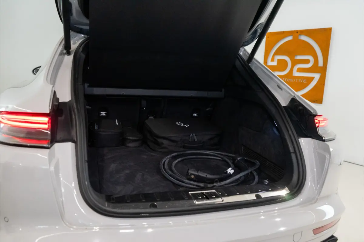 2.9 4 E-Hybrid Platinum Edition 462PK | Sport Design | Bose | Pano | InnoDrive | 12 MND Garantie