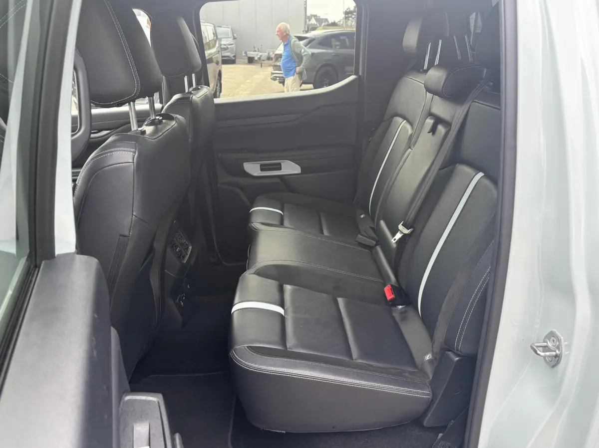 2.3 PHEV Stormtrak Automaat 280PK EX. BTW/Incl. BPM Trekhaak Elek. Rolhoes Pro Power Adaptieve Cruise Blind-Spot Stoelverwarming Full-LED *3500KG Trekgewicht*