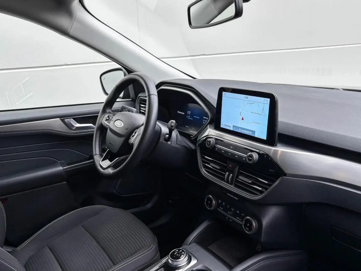 2.5 PHEV 225pk Titanium | Navigatie | Assist pakket | Camera | Trekhaak