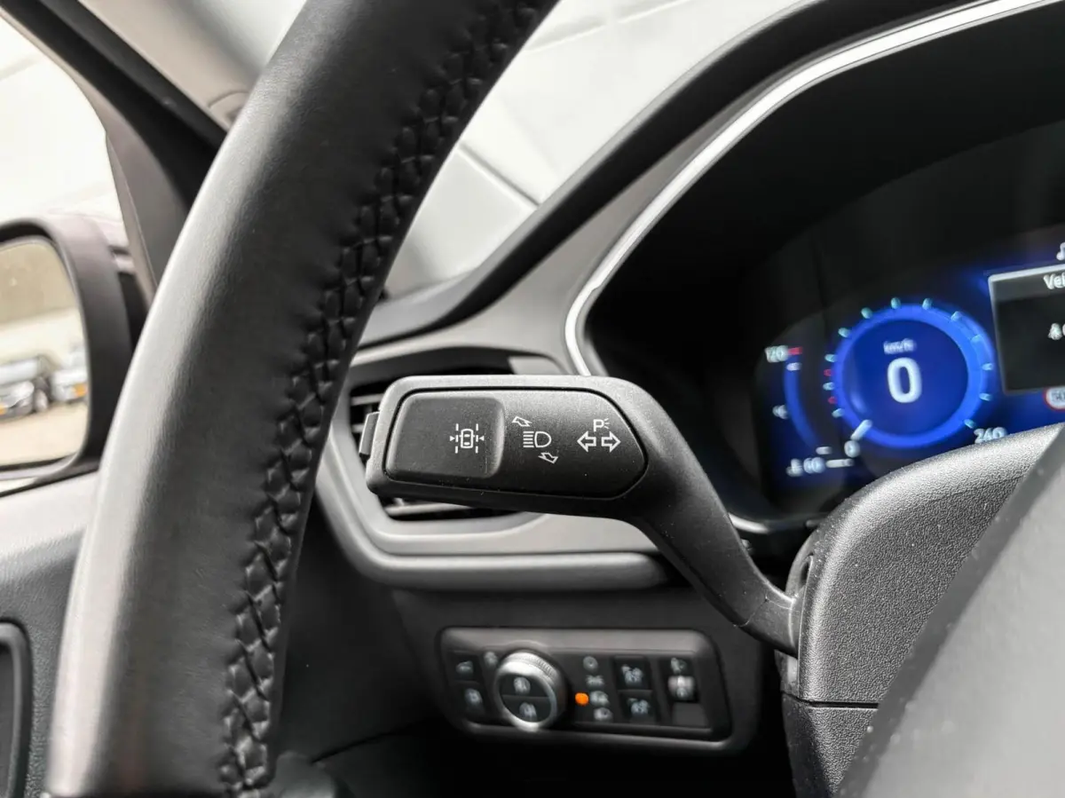 2.5 PHEV 225pk Titanium | Navigatie | Assist pakket | Camera | Trekhaak