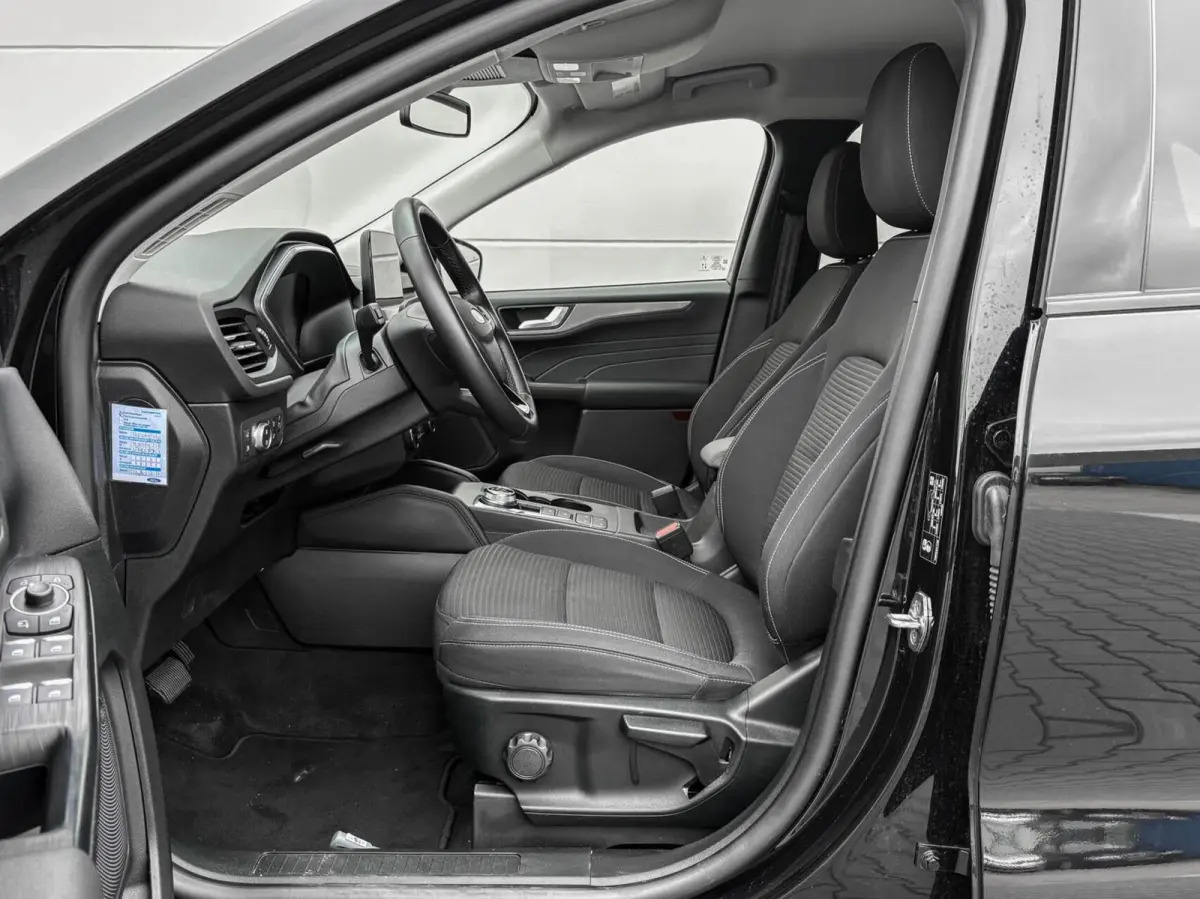 2.5 PHEV 225pk Titanium | Navigatie | Assist pakket | Camera | Trekhaak