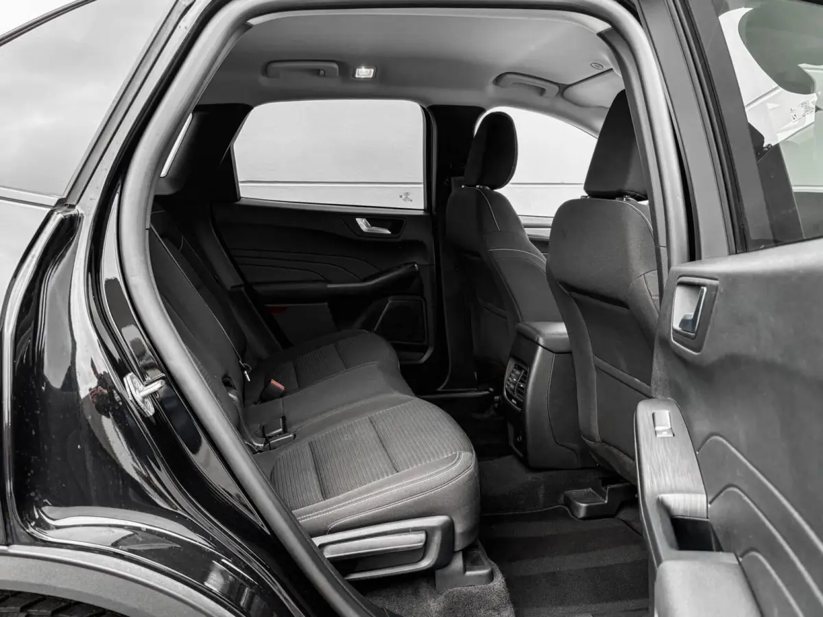 2.5 PHEV 225pk Titanium | Navigatie | Assist pakket | Camera | Trekhaak