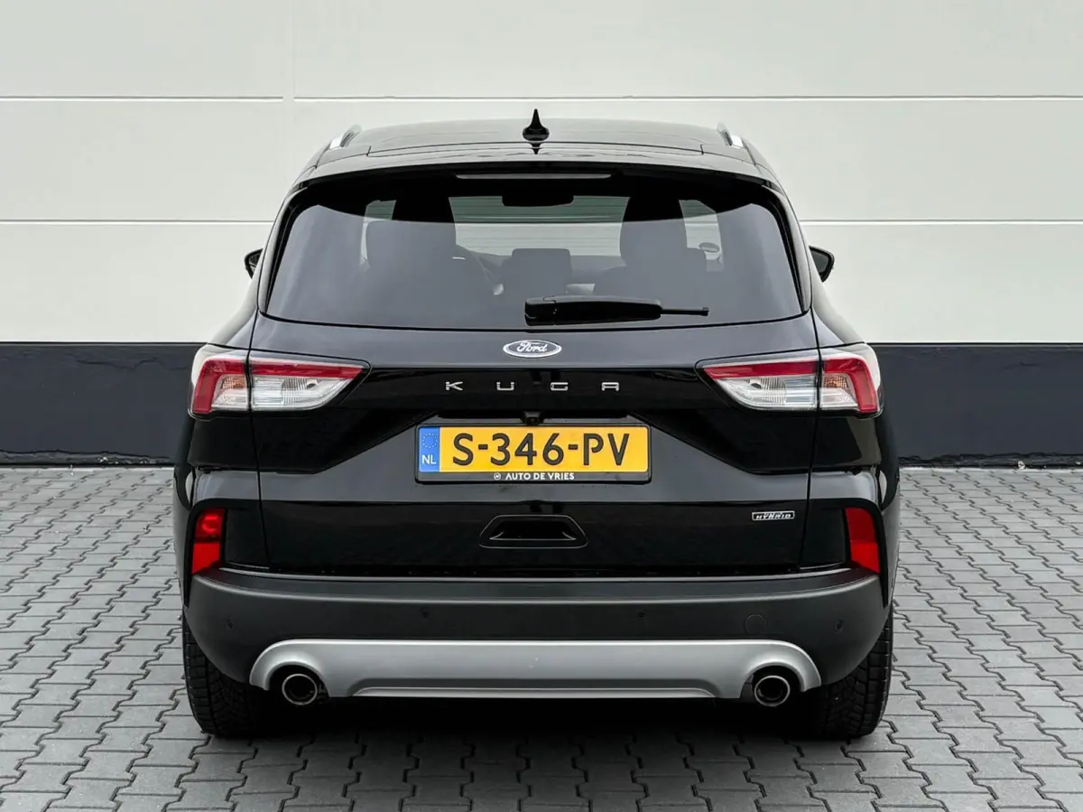 2.5 PHEV 225pk Titanium | Navigatie | Assist pakket | Camera | Trekhaak