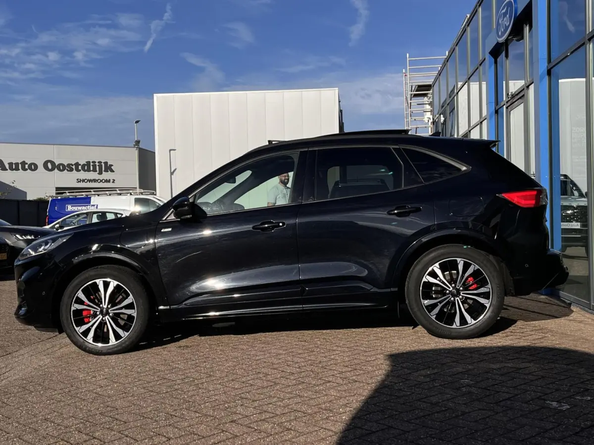 2.5 PHEV ST-Line X 225PK Elek. Trekhaak Panodak Winterpack Adaptieve Cruise Camera Head-Up B&O Navi Keyless 19'' Velgen Climate Privacy Glass *1200KG Trekgewicht*