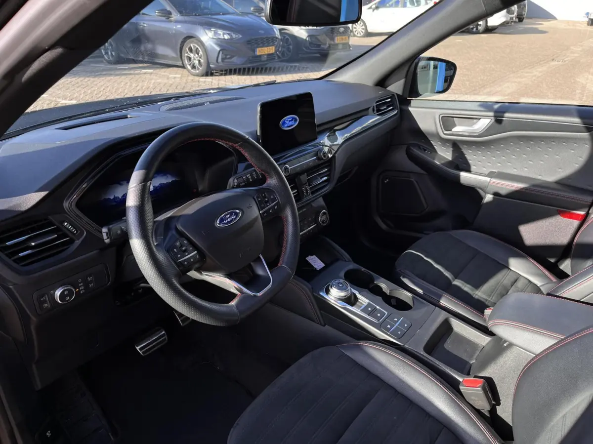 2.5 PHEV ST-Line X 225PK Elek. Trekhaak Panodak Winterpack Adaptieve Cruise Camera Head-Up B&O Navi Keyless 19'' Velgen Climate Privacy Glass *1200KG Trekgewicht*