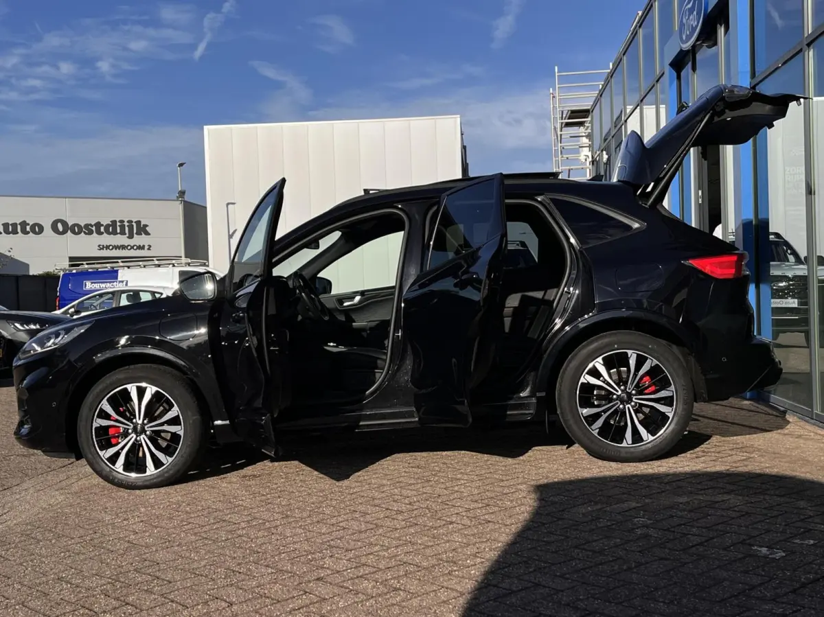 2.5 PHEV ST-Line X 225PK Elek. Trekhaak Panodak Winterpack Adaptieve Cruise Camera Head-Up B&O Navi Keyless 19'' Velgen Climate Privacy Glass *1200KG Trekgewicht*