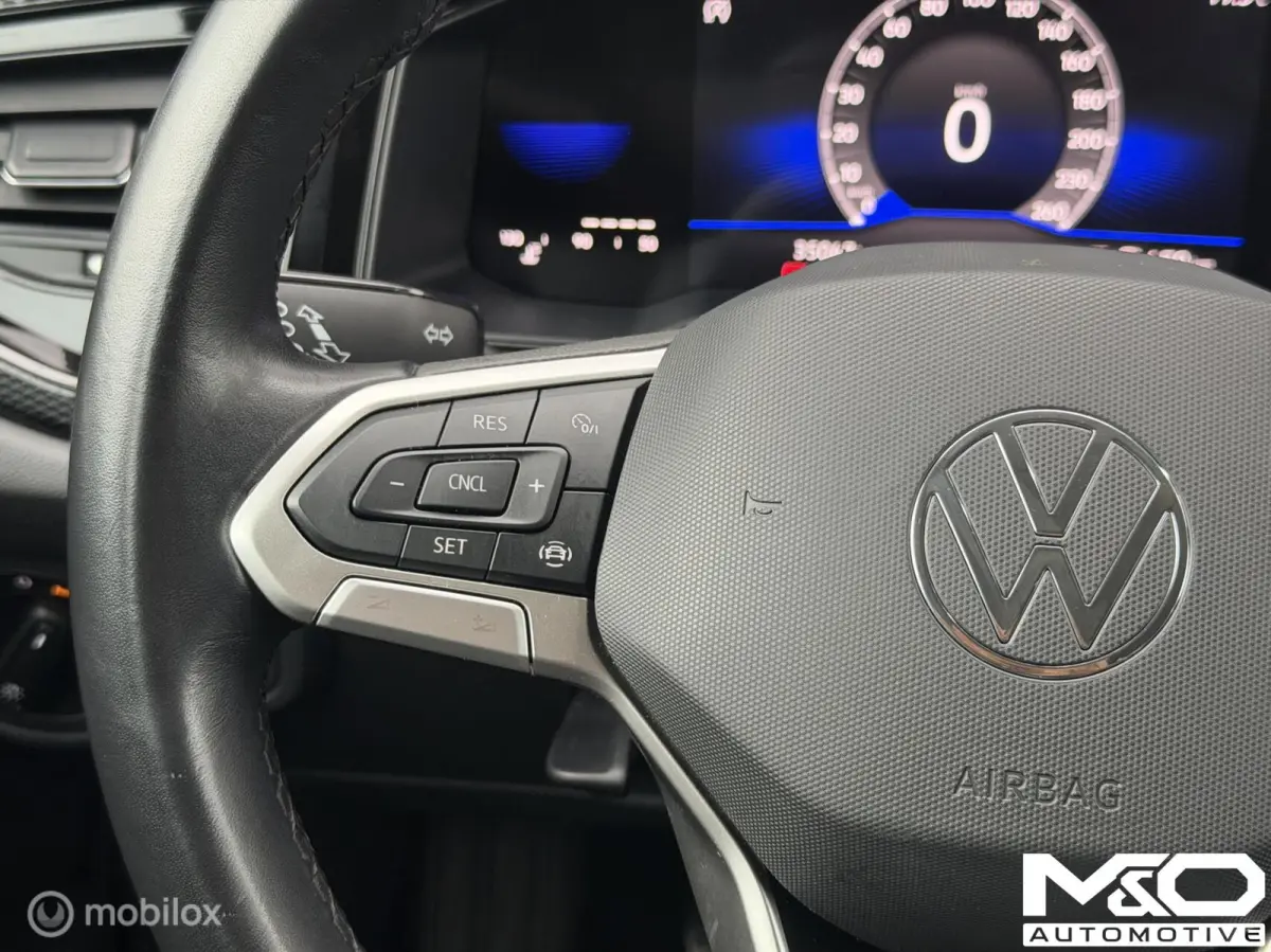 1.0 TSI R-Line Business | CRUISE | CARPLAY | LED