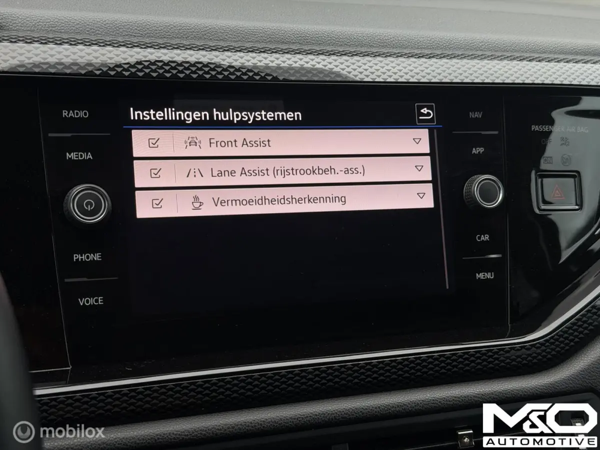 1.0 TSI R-Line Business | CRUISE | CARPLAY | LED