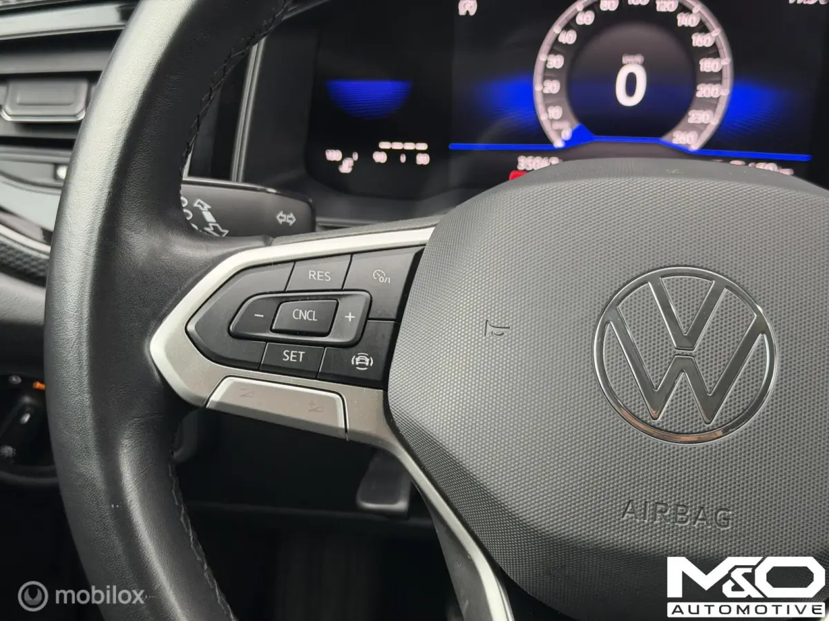 1.0 TSI R-Line Business | CRUISE | CARPLAY | LED