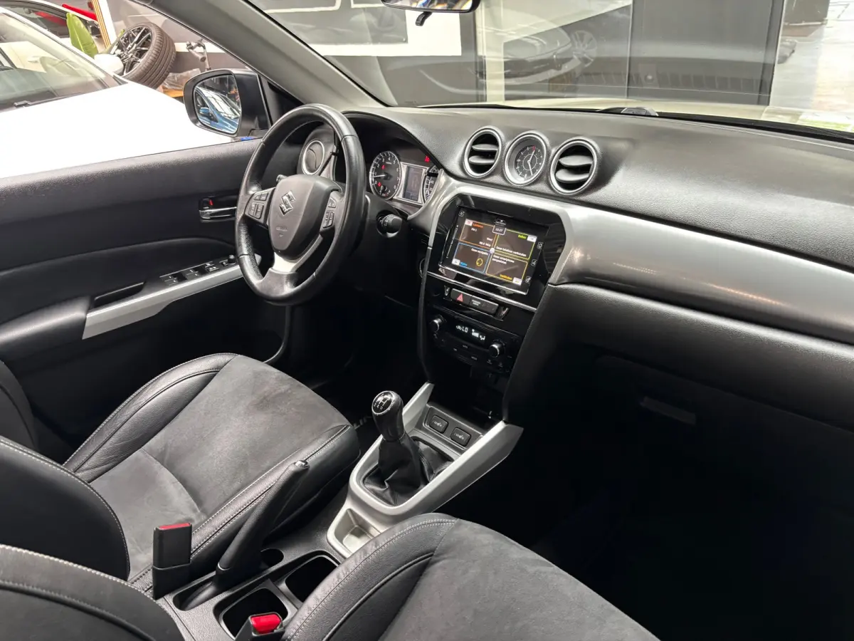1.6 High Executive / Camera / Panorama Dak