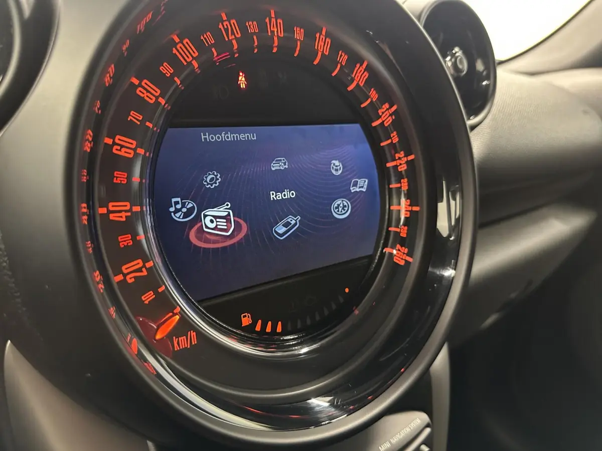 1.6 Cooper Chili TREKHAAK NAVI CRUISE ECC LM.