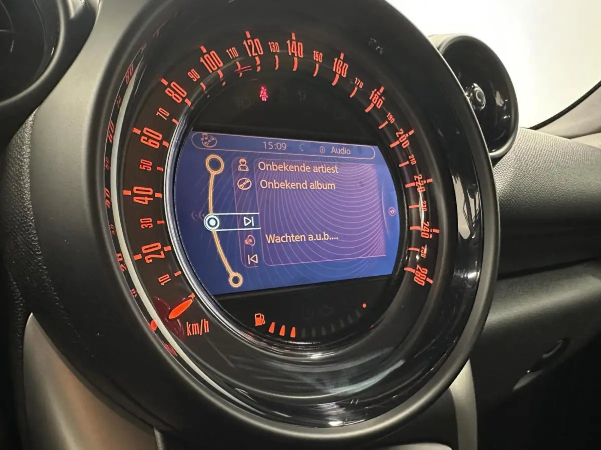 1.6 Cooper Chili TREKHAAK NAVI CRUISE ECC LM.