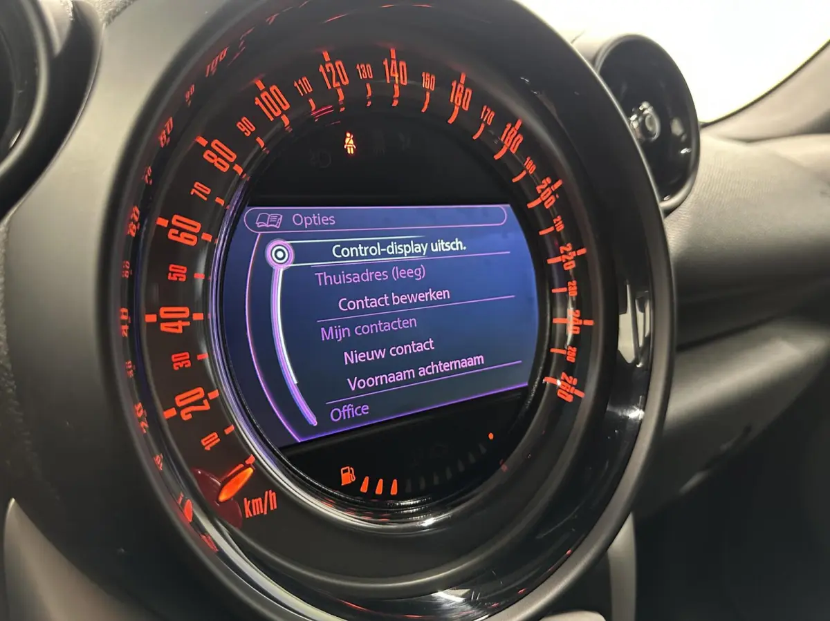 1.6 Cooper Chili TREKHAAK NAVI CRUISE ECC LM.