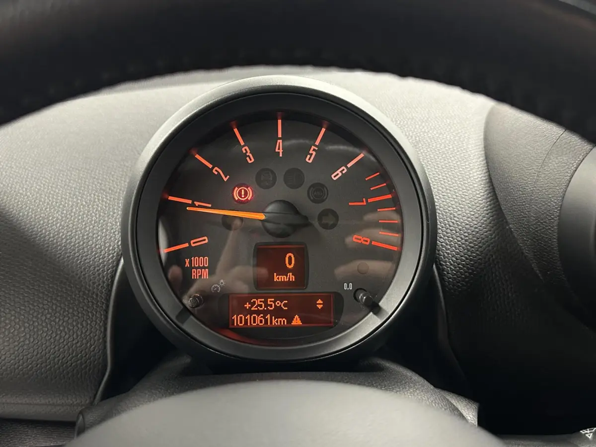 1.6 Cooper Chili TREKHAAK NAVI CRUISE ECC LM.