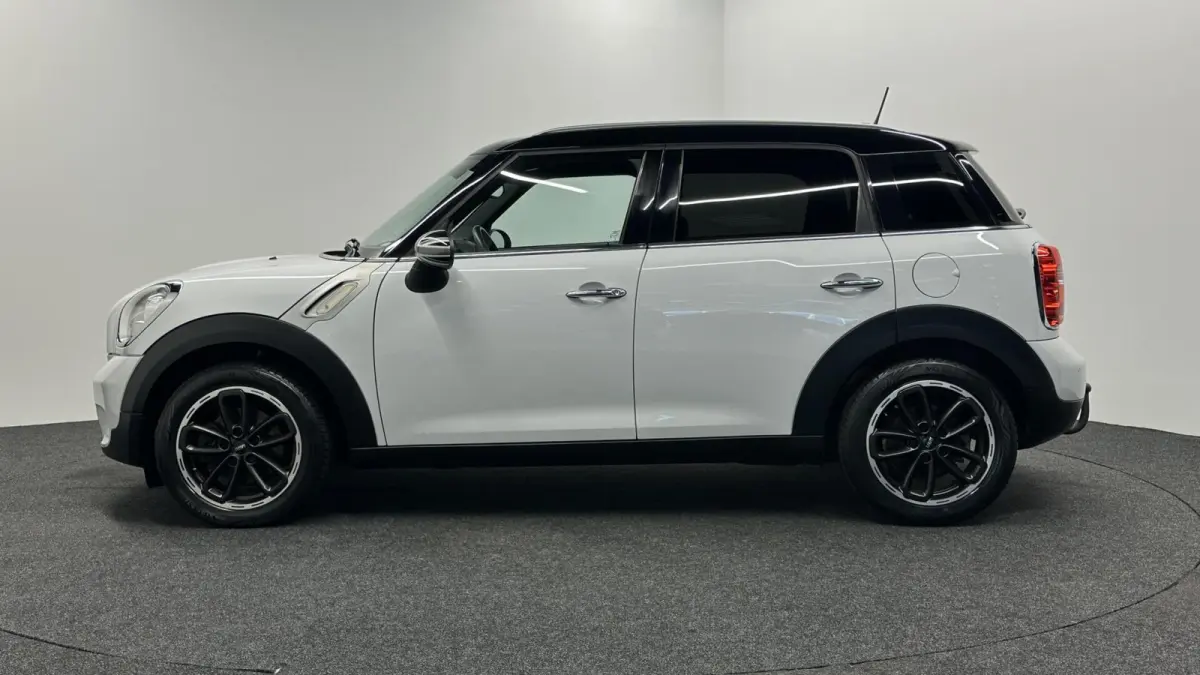 1.6 Cooper Chili TREKHAAK NAVI CRUISE ECC LM.