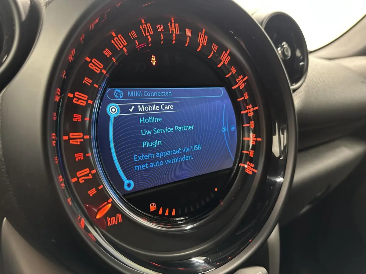 1.6 Cooper Chili TREKHAAK NAVI CRUISE ECC LM.