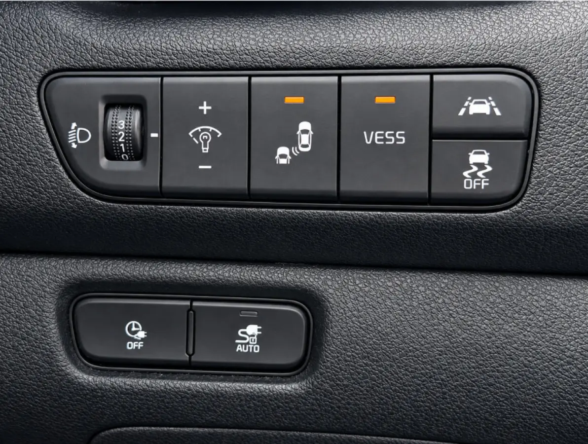DynamicLine 64 kWh SOH 95,8%  | Warmtepomp | JBL | Adaptive Cruise | Stoel & stuurverwarming | Dashcam | Leder | Camera | Apple Carplay & Android |