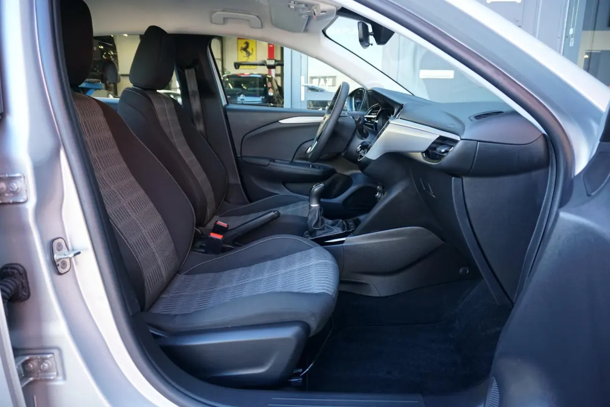 1.2 Level 2 + CAMERA / APPLE CARPLAY / SENSOREN / 16'' LMV