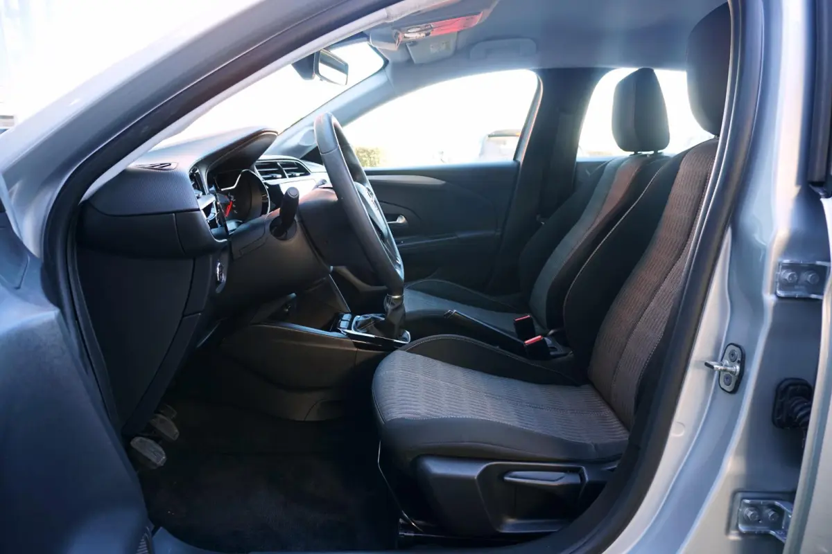 1.2 Level 2 + CAMERA / APPLE CARPLAY / SENSOREN / 16'' LMV