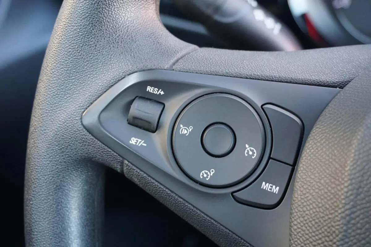 1.2 Level 2 + CAMERA / APPLE CARPLAY / SENSOREN / 16'' LMV