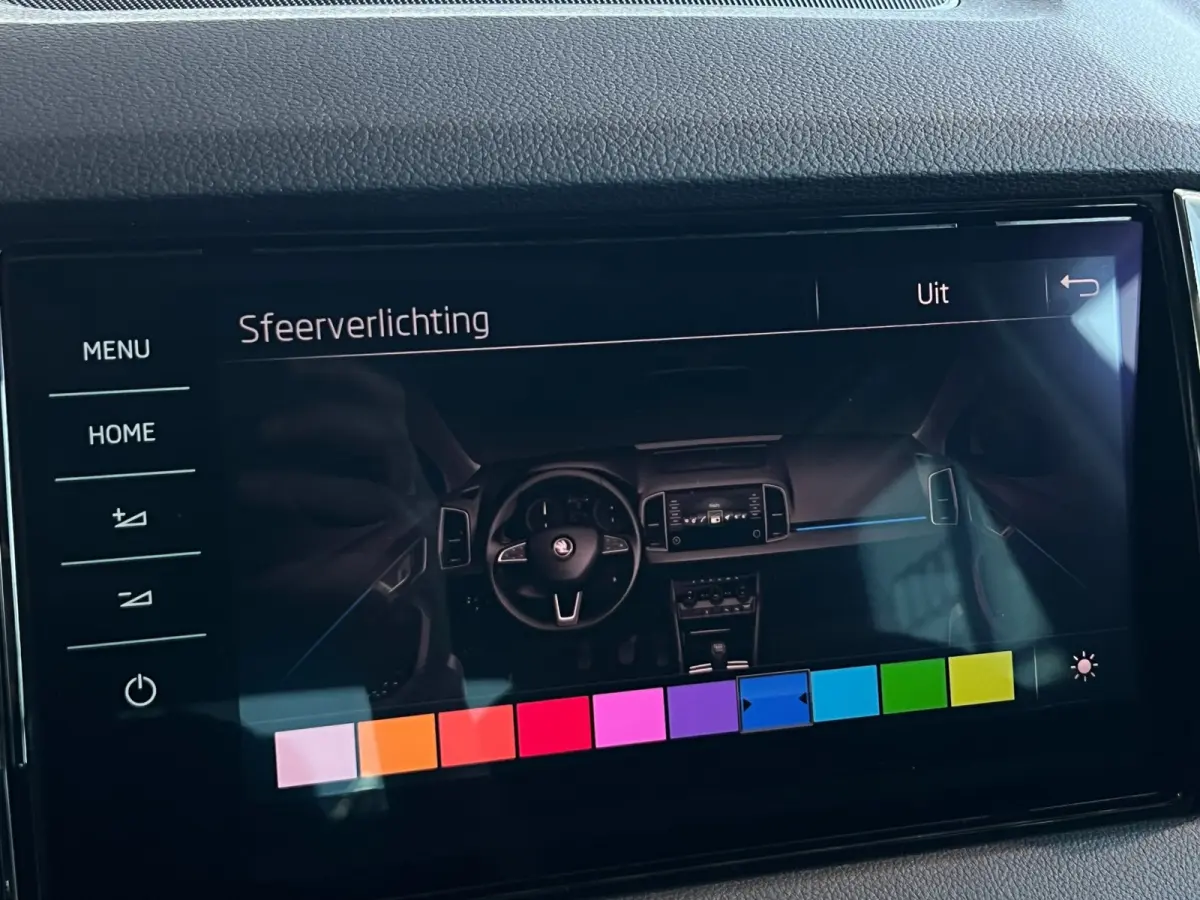 1.0TSI|Panodak|Carplay|Camera|Trekhaak|LED|Sfeer