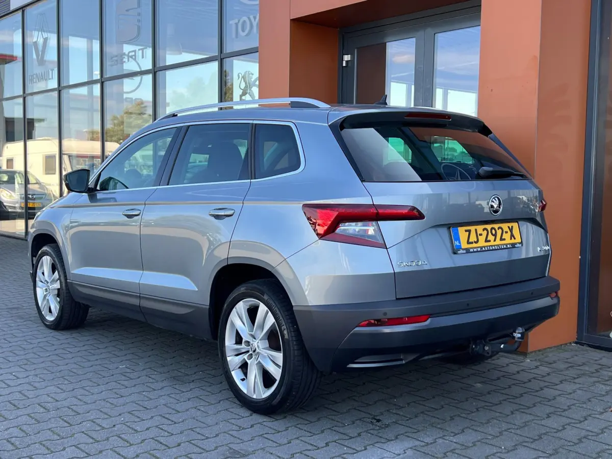 1.0TSI|Panodak|Carplay|Camera|Trekhaak|LED|Sfeer