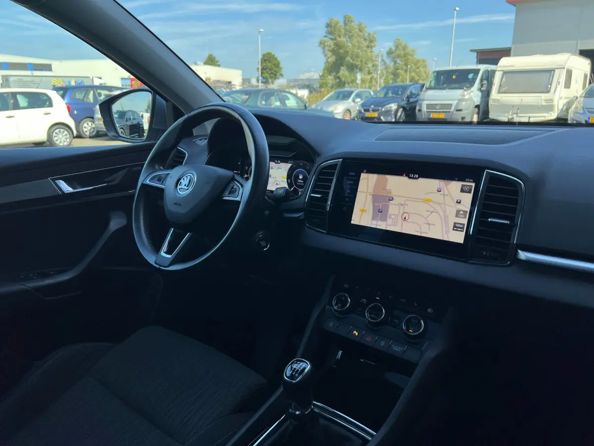 1.0TSI|Panodak|Carplay|Camera|Trekhaak|LED|Sfeer