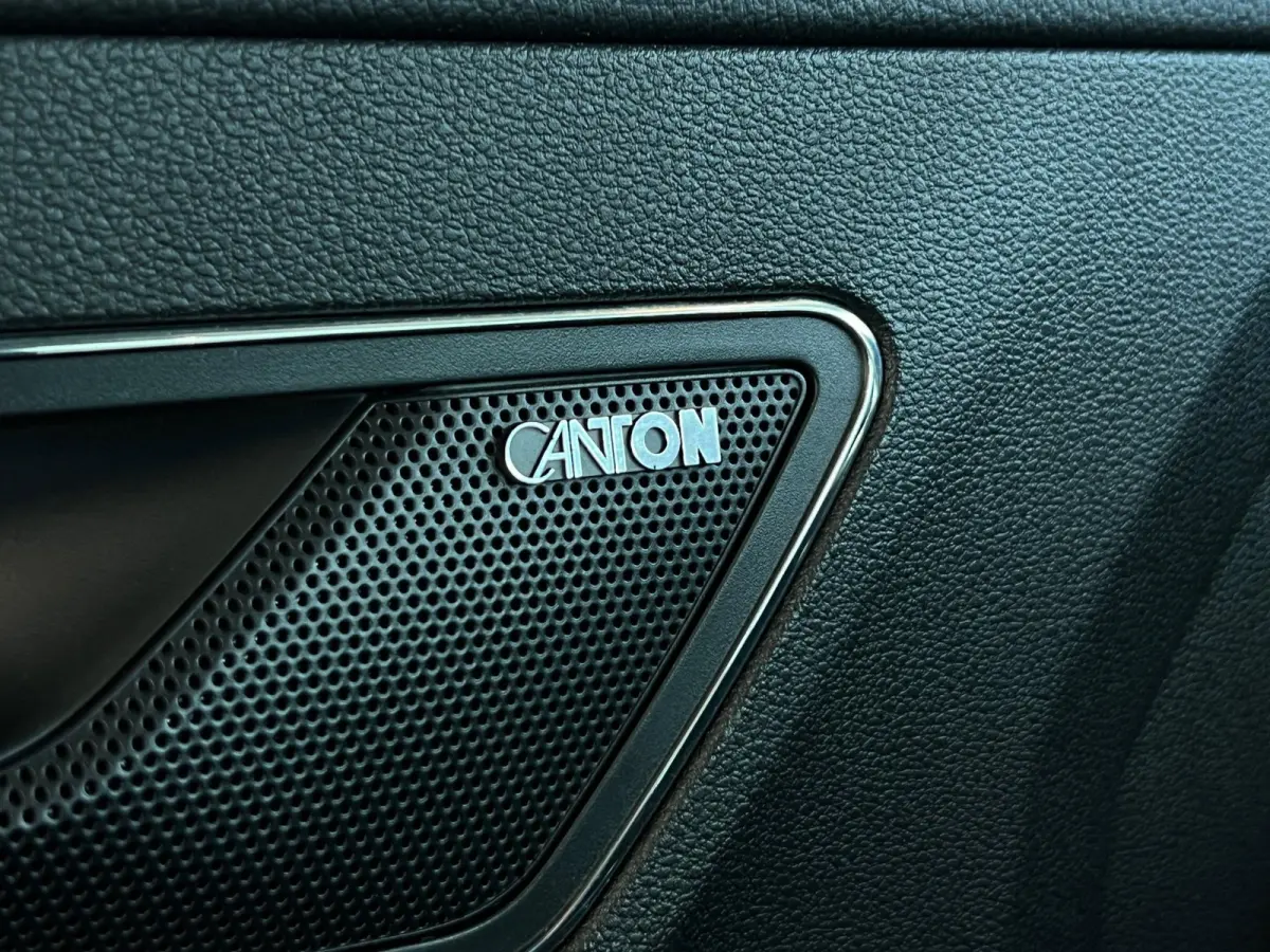 1.0TSI|Panodak|Carplay|Camera|Trekhaak|LED|Sfeer