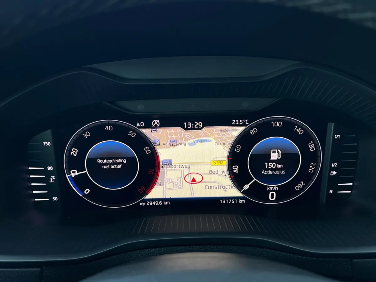 1.0TSI|Panodak|Carplay|Camera|Trekhaak|LED|Sfeer
