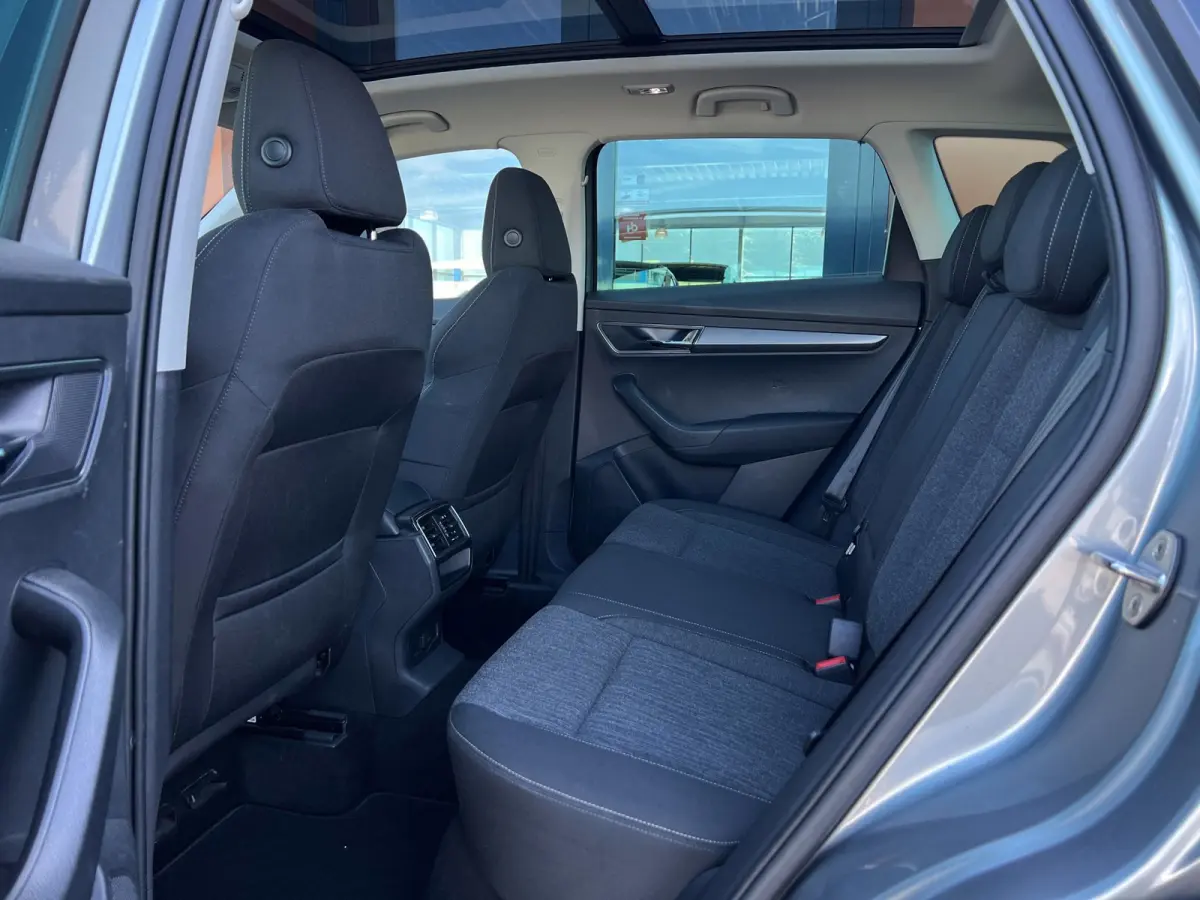 1.0TSI|Panodak|Carplay|Camera|Trekhaak|LED|Sfeer