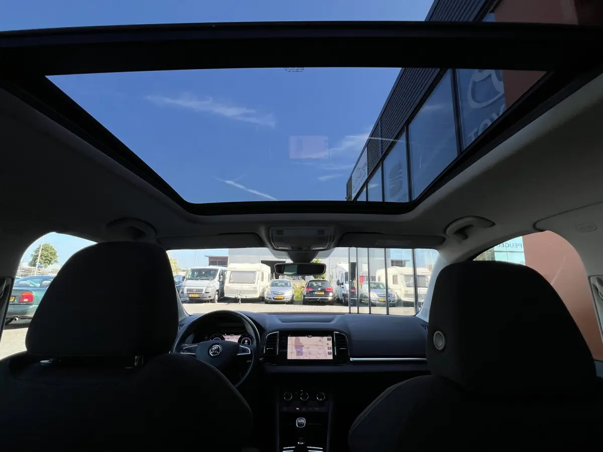 1.0TSI|Panodak|Carplay|Camera|Trekhaak|LED|Sfeer