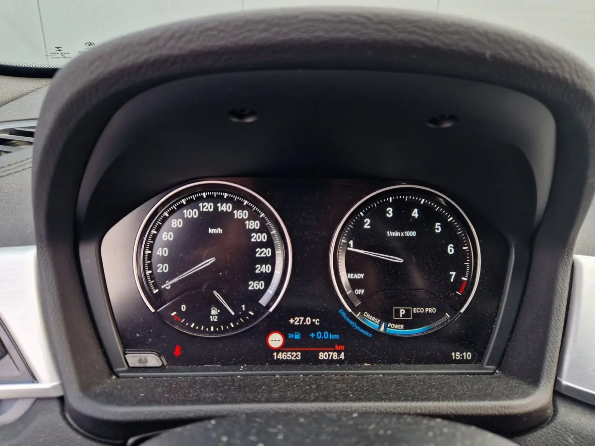 SDrive18i High Executive 1E Eig/Led /Leer /Cruise/Btw