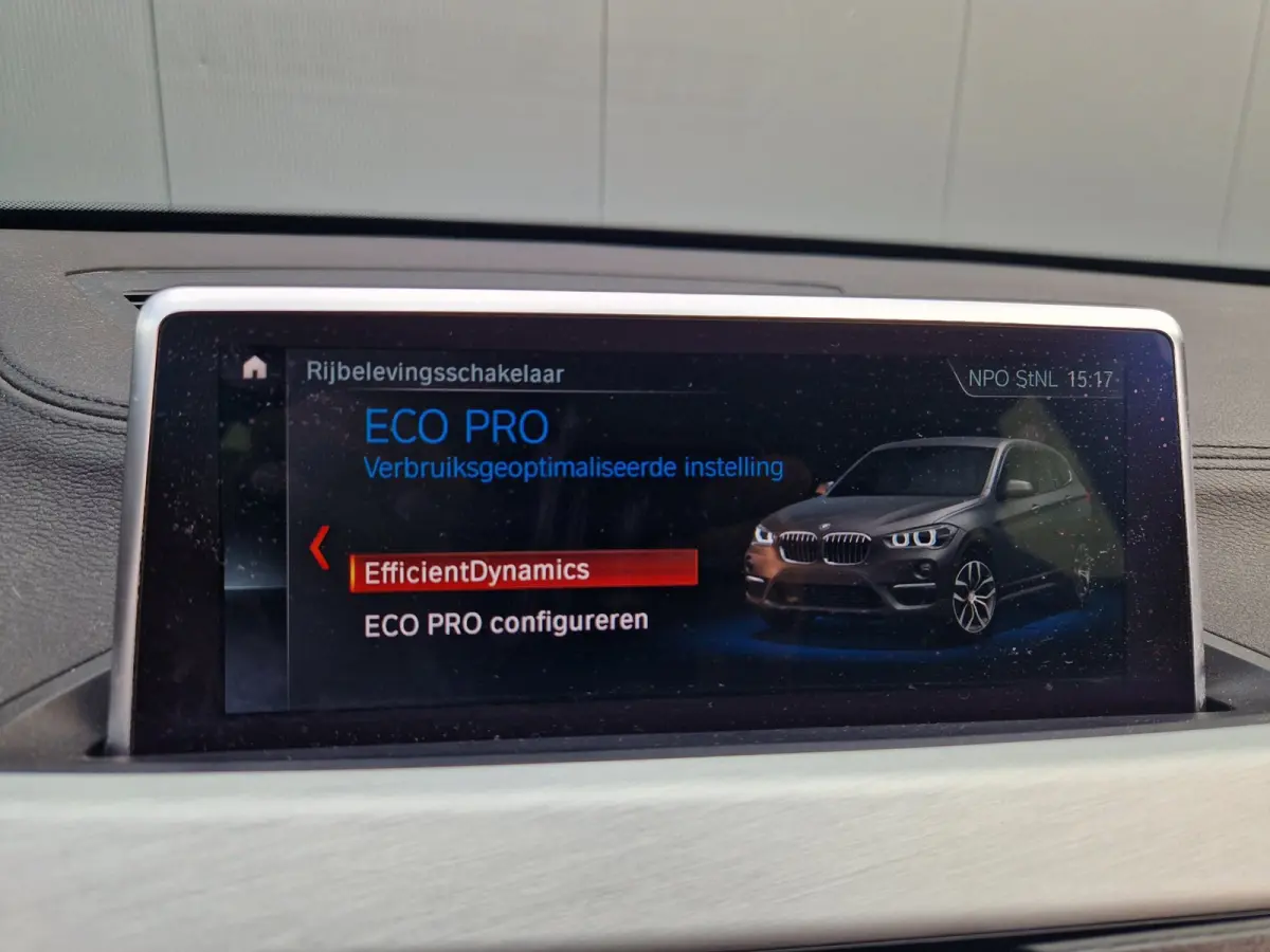 SDrive18i High Executive 1E Eig/Led /Leer /Cruise/Btw