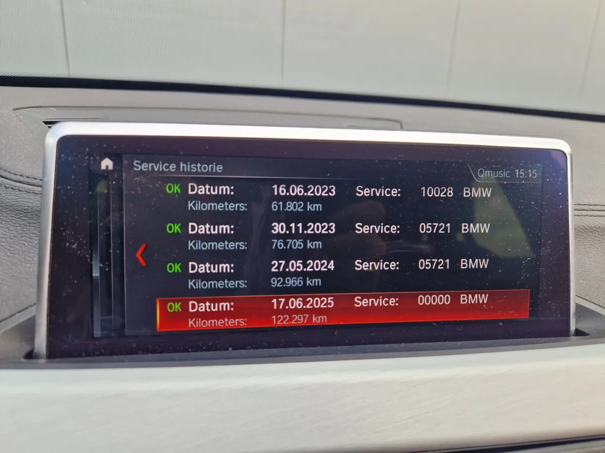 SDrive18i High Executive 1E Eig/Led /Leer /Cruise/Btw