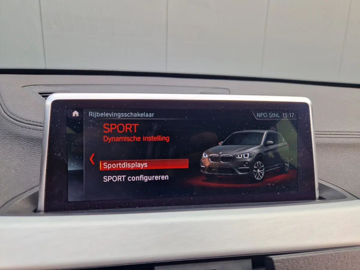 SDrive18i High Executive 1E Eig/Led /Leer /Cruise/Btw
