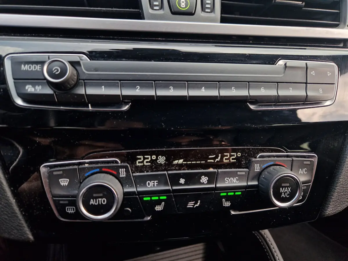 SDrive18i High Executive 1E Eig/Led /Leer /Cruise/Btw