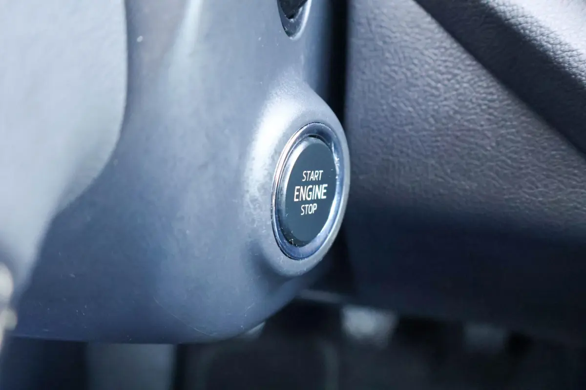 1.0 TSI 110pk Ambition | All Season Banden | Cruise Control | DAB | Apple CarPlay/ Android Auto | Airco automatische | Navigatie