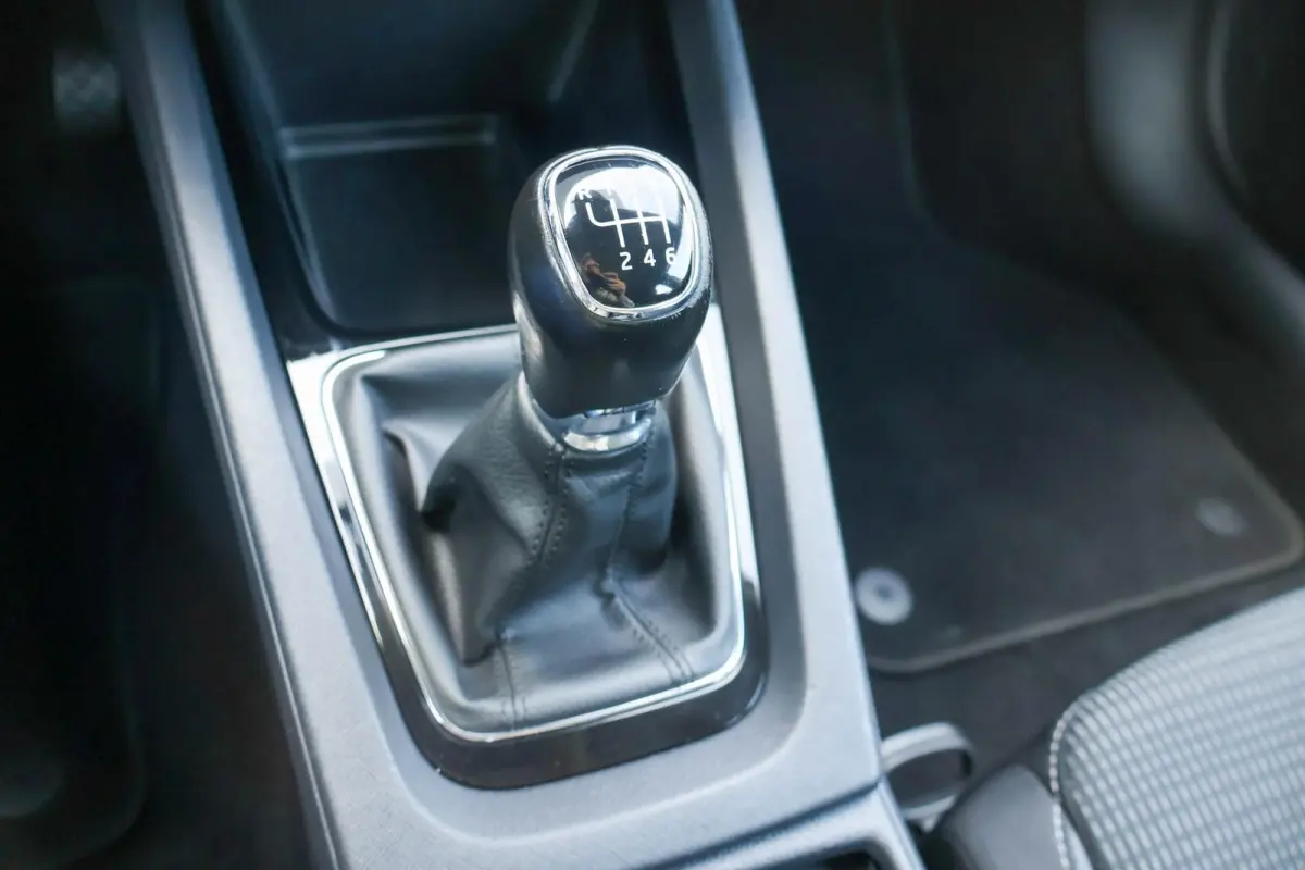 1.0 TSI 110pk Ambition | All Season Banden | Cruise Control | DAB | Apple CarPlay/ Android Auto | Airco automatische | Navigatie