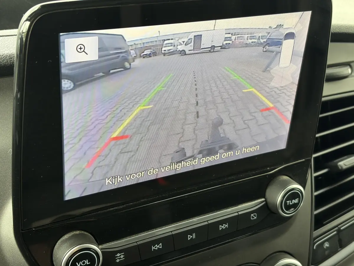 280 2.0 TDCI L1H1*NAVI*HAAK*CAM*CRUISE*A/C*TEL*3P