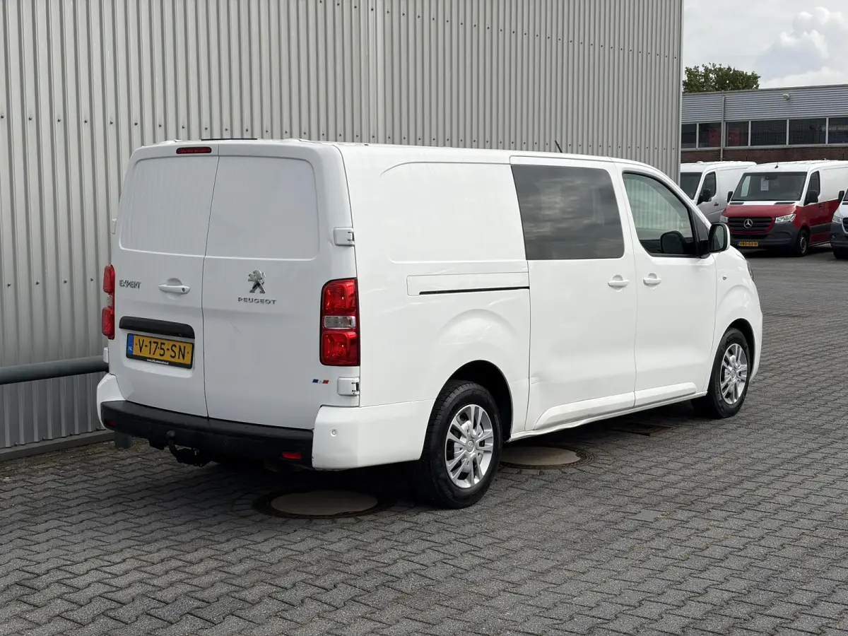 2.0 BlueHDI 120*DUBBEL CAB*HAAK*CAM*ECC*CRUISE*6-P