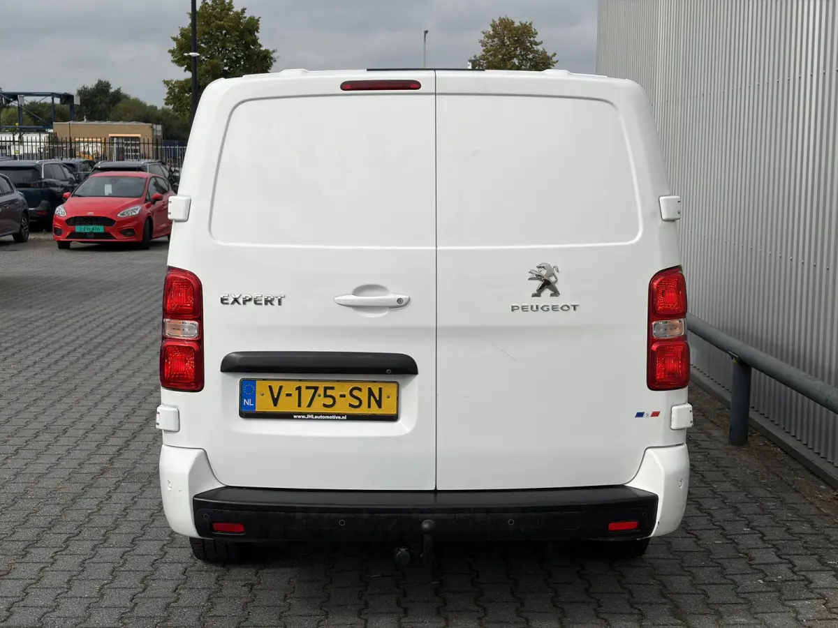 2.0 BlueHDI 120*DUBBEL CAB*HAAK*CAM*ECC*CRUISE*6-P