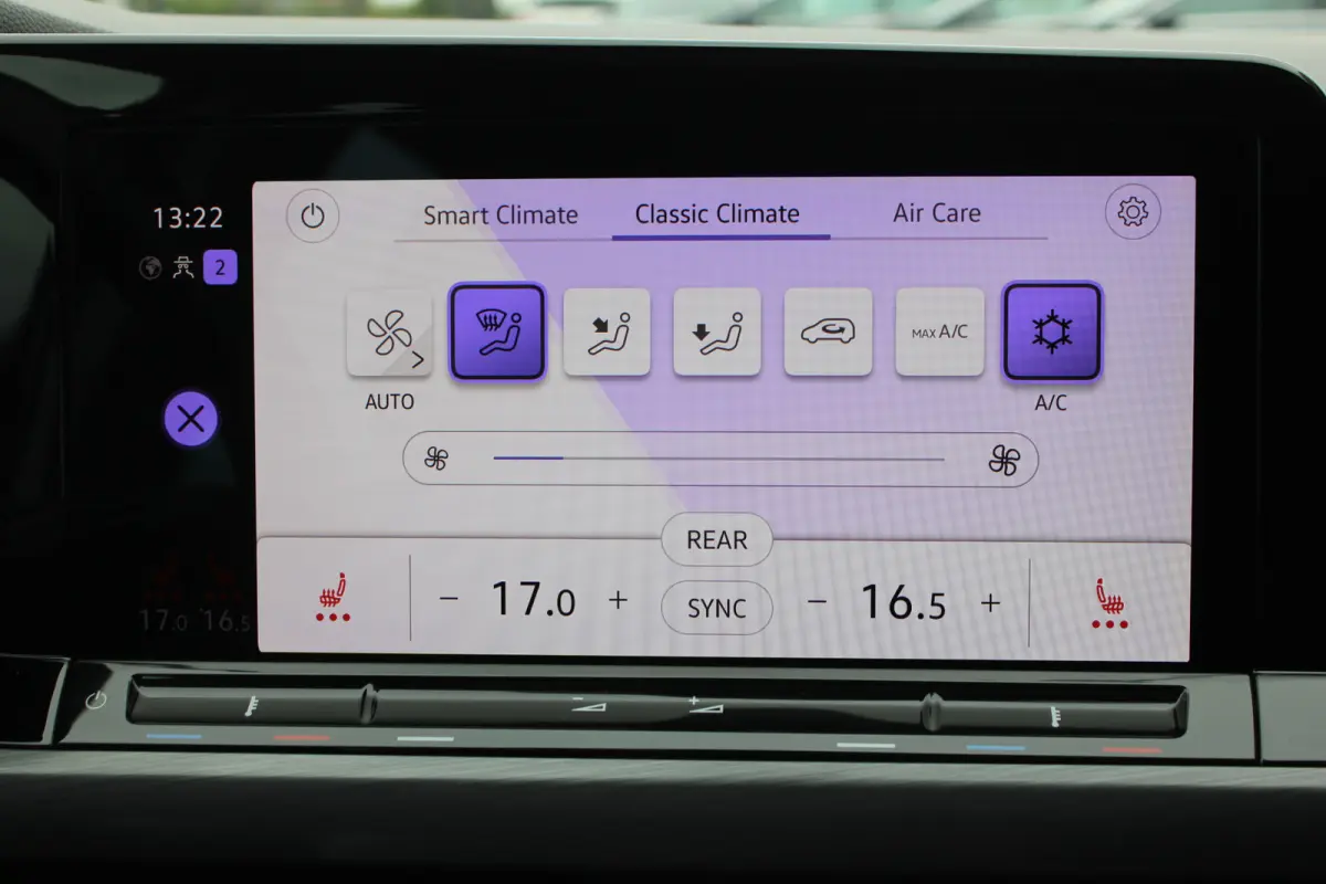 1.5 eTSI Style PANORAMADAK MEMORY ACC SFEER CARPLAY