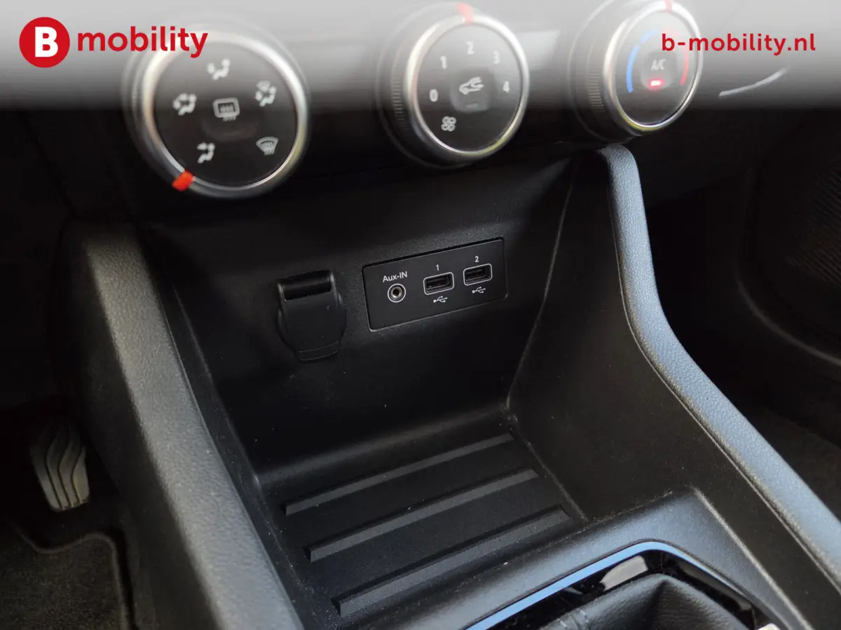 1.0 TCe Zen Apple CarPlay NL Auto! | Cruise Control | DAB | Getint Glas
