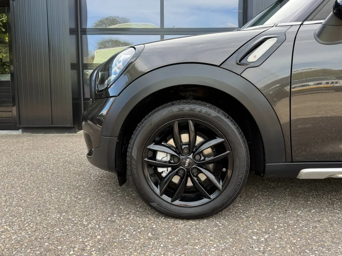 1.6 Cooper Pepper Xenon Navi Clima Aut.